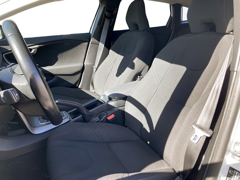 Bild på Volvo V40 Cross Country Business T3 152hk P-SENSORER