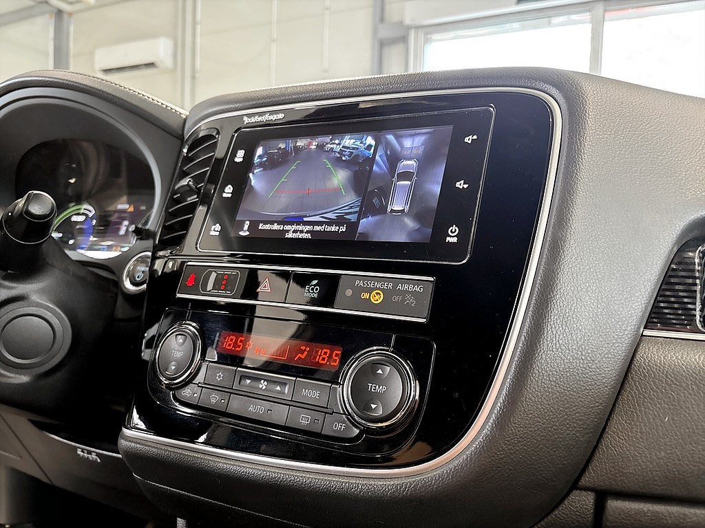 Bild på Mitsubishi Outlander S-Edition PHEV CVT 224hk Aut AWD - B-KAMERA, DRAG