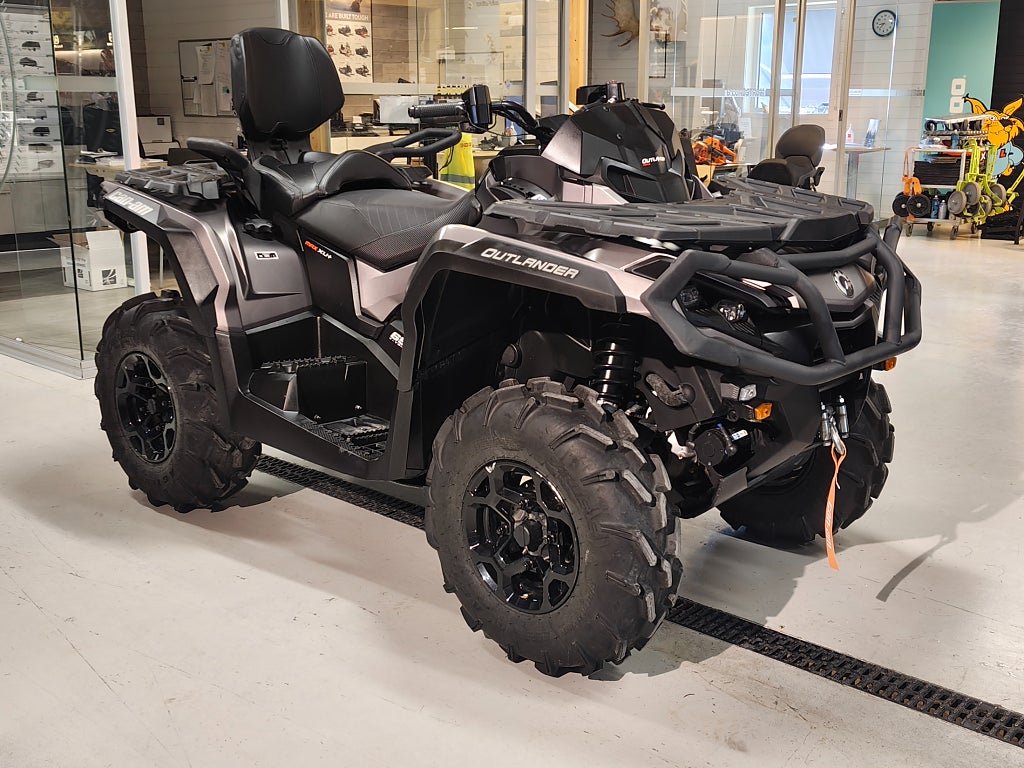 Can-Am Outlander MAX 650 XU+ 