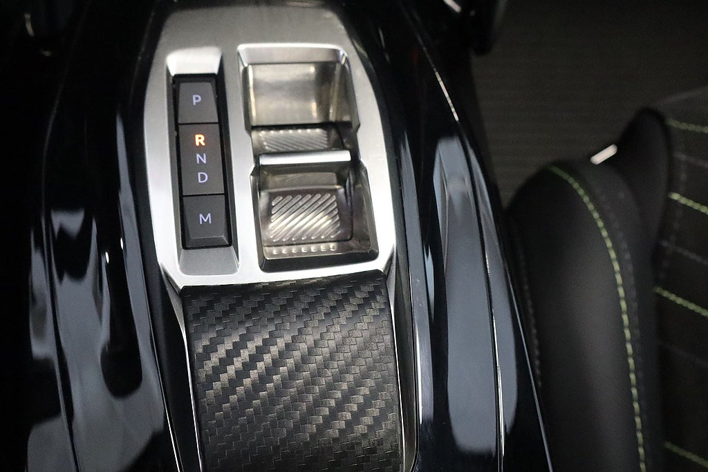 Bild på Peugeot 2008 GT 1.2 PT 130hk Aut - B-KAMERA, CARPLAY, NAVI