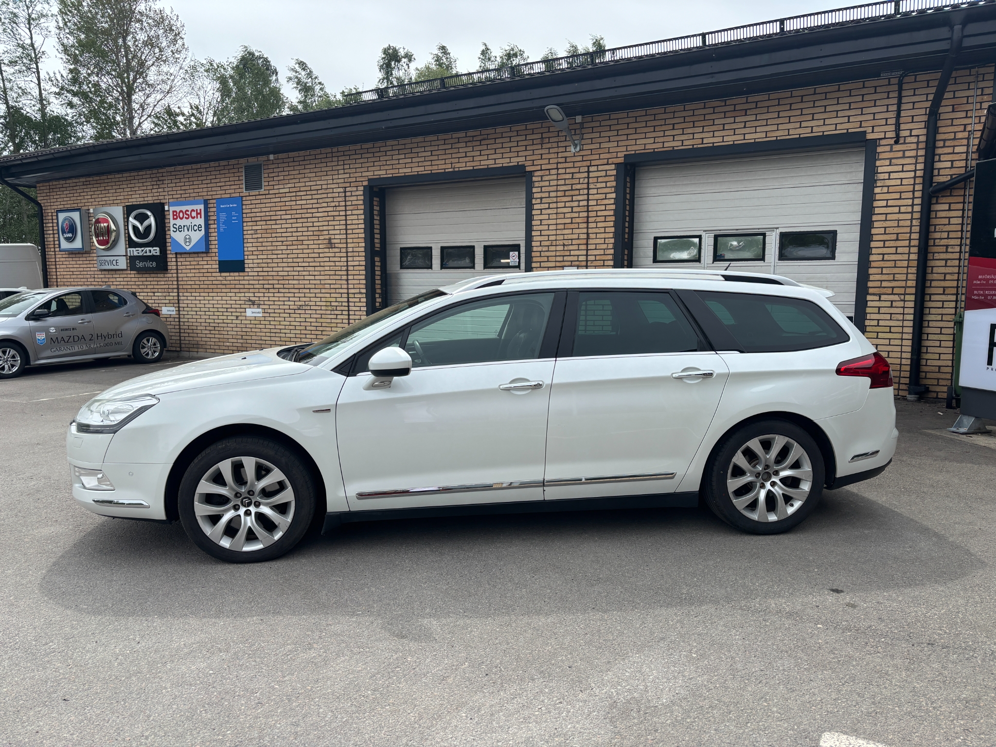 Citroen C5 Tourer 2.2 HDi Automat 204hk 2013, photo 3/46