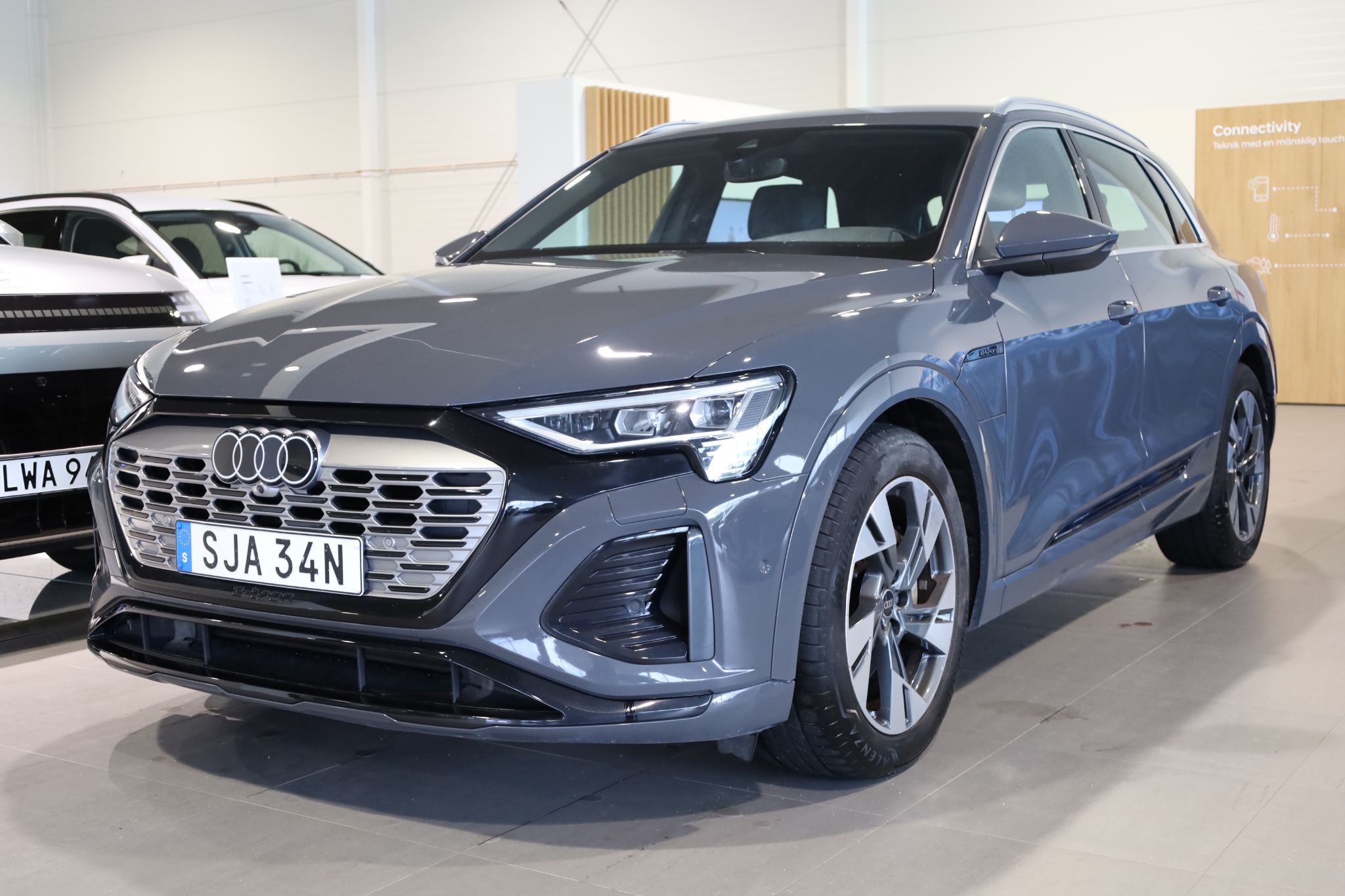 Audi Q8 e-tron 2024, bild 4/10