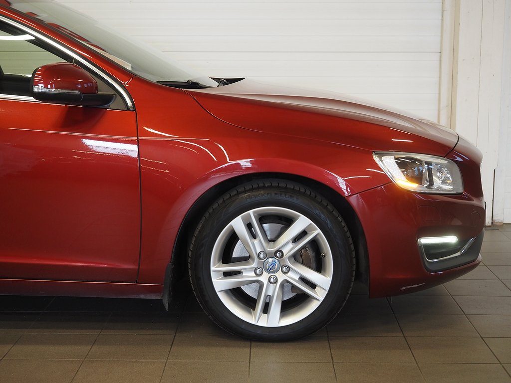 Volvo V60 D5 AWD Geartronic Summum Drag VOC D-Värm Skinn 2014