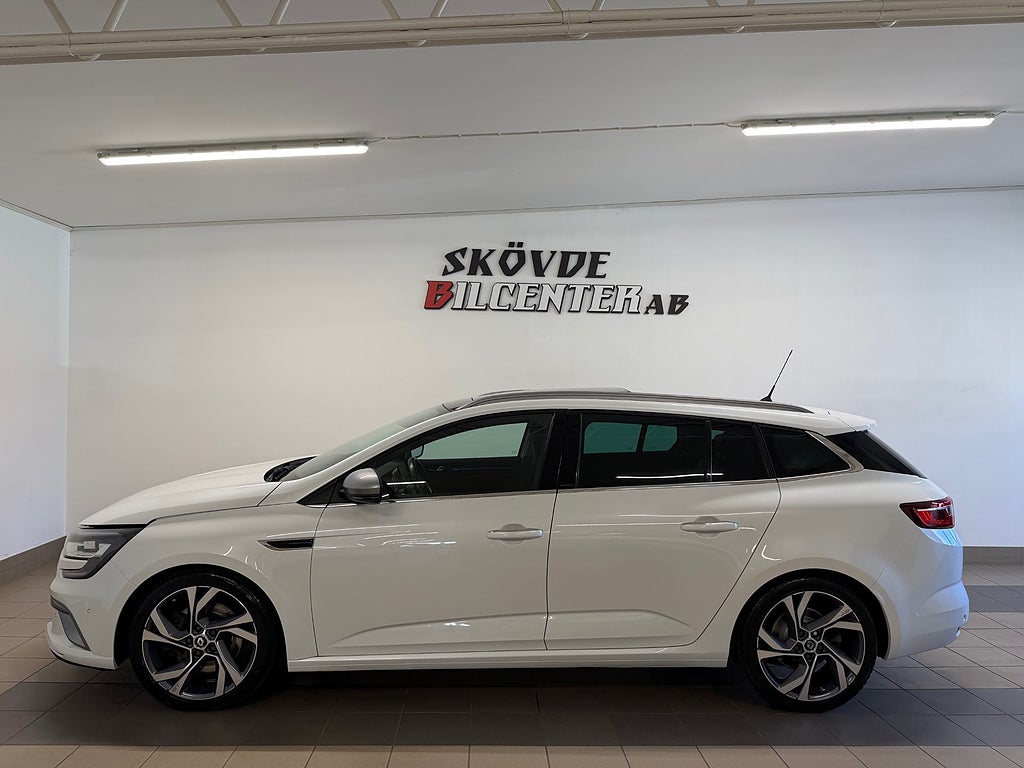 Renault Mégane GT 1.6TCe 205hk Grandtour/Kamera/Panorama/GPS/BOSE/H-U