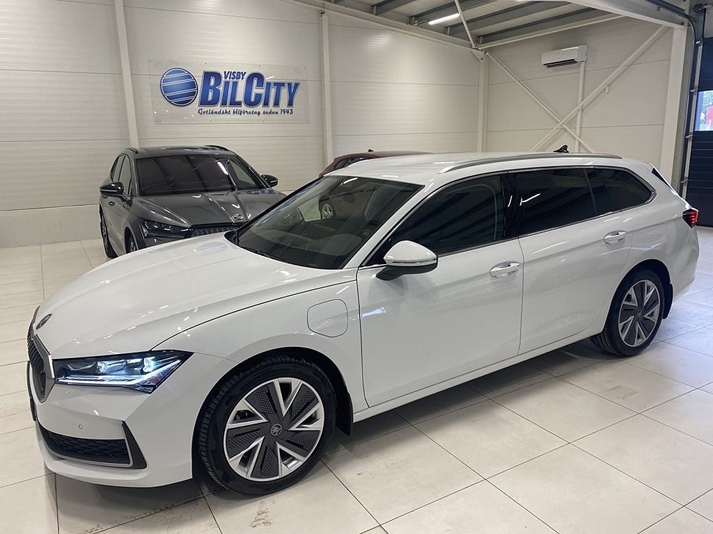 Skoda Superb iV Combi SELECTION 1,5 TSI DSG super deal 