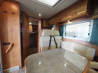 Husbil-integrerad Rapido M996 9 av 18