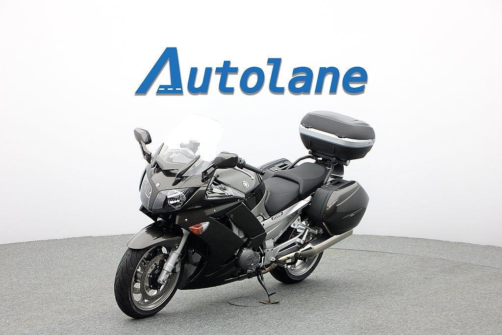 Yamaha FJR1300 * ABS Nyservad Nya Däck