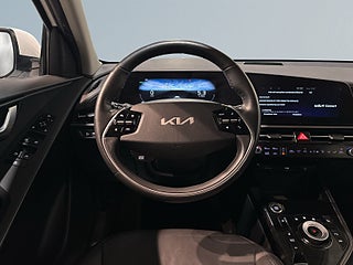 Kia Niro Plug-In-Hybrid DCT Kamera Kia Connect Pvärm S/V-hjul – bild 9