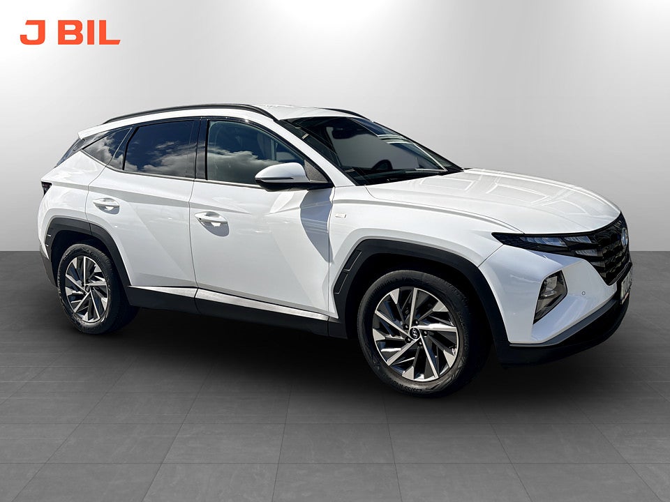 Hyundai Tucson Essential 1.6 T-GDI 150hk B-KAMERA DRAG NAVI