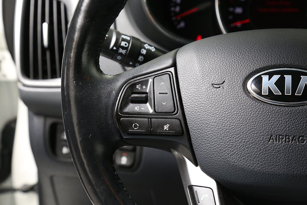 Kia Rio 1,2 84hk Special Edition 5dr Navi + Backkamera 2016
