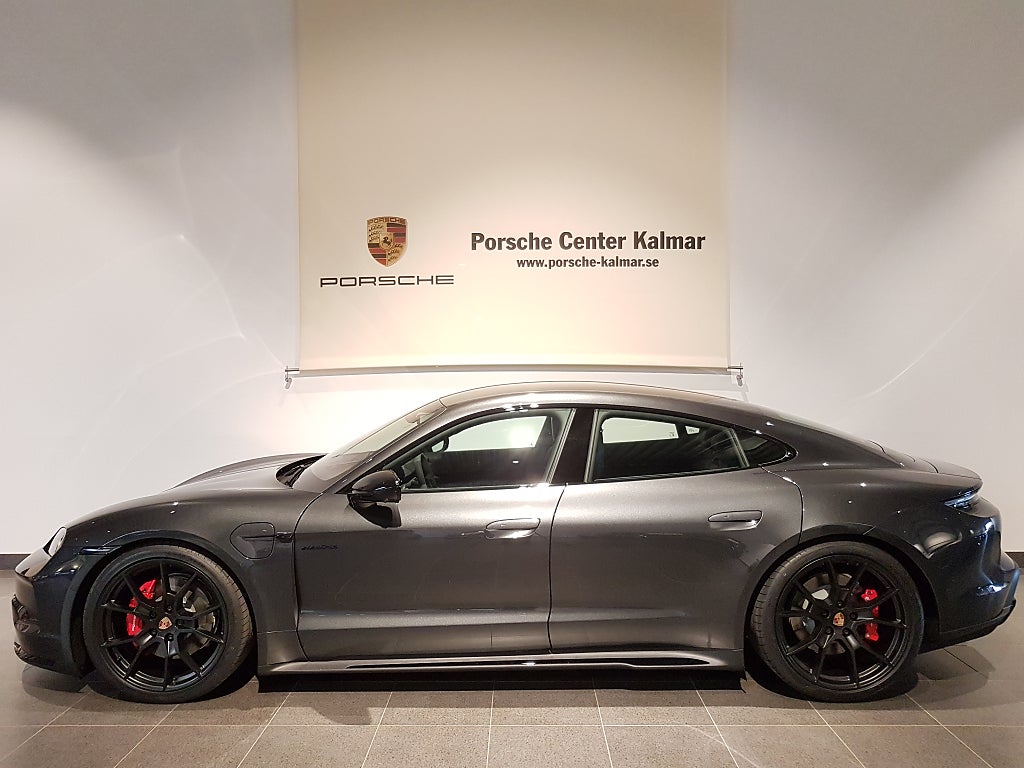 Porsche Taycan 4S Black Edition För Omgående Leverans Se Spec