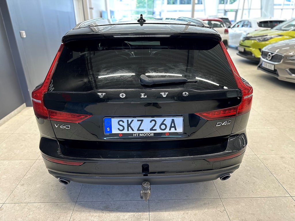 Volvo V60 D4 AWD/Momentum/DRAG/NAV/B-Kamera
