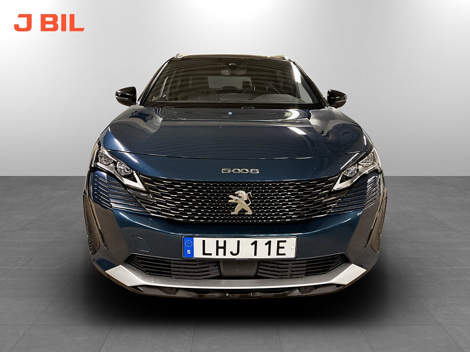 Bild på Peugeot 5008 GT 1.2 PT 130hk Aut 7-SITS B-KAMERA CARPLAY