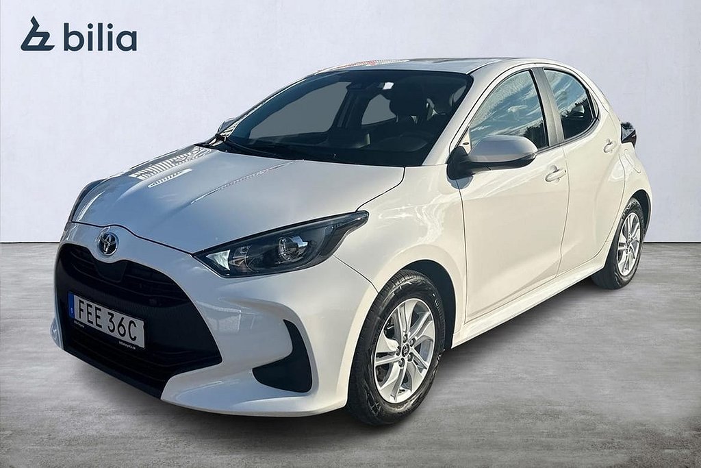 Toyota Yaris Hybrid 1,5 Active Defa Motorvärmare Approved Used 2032