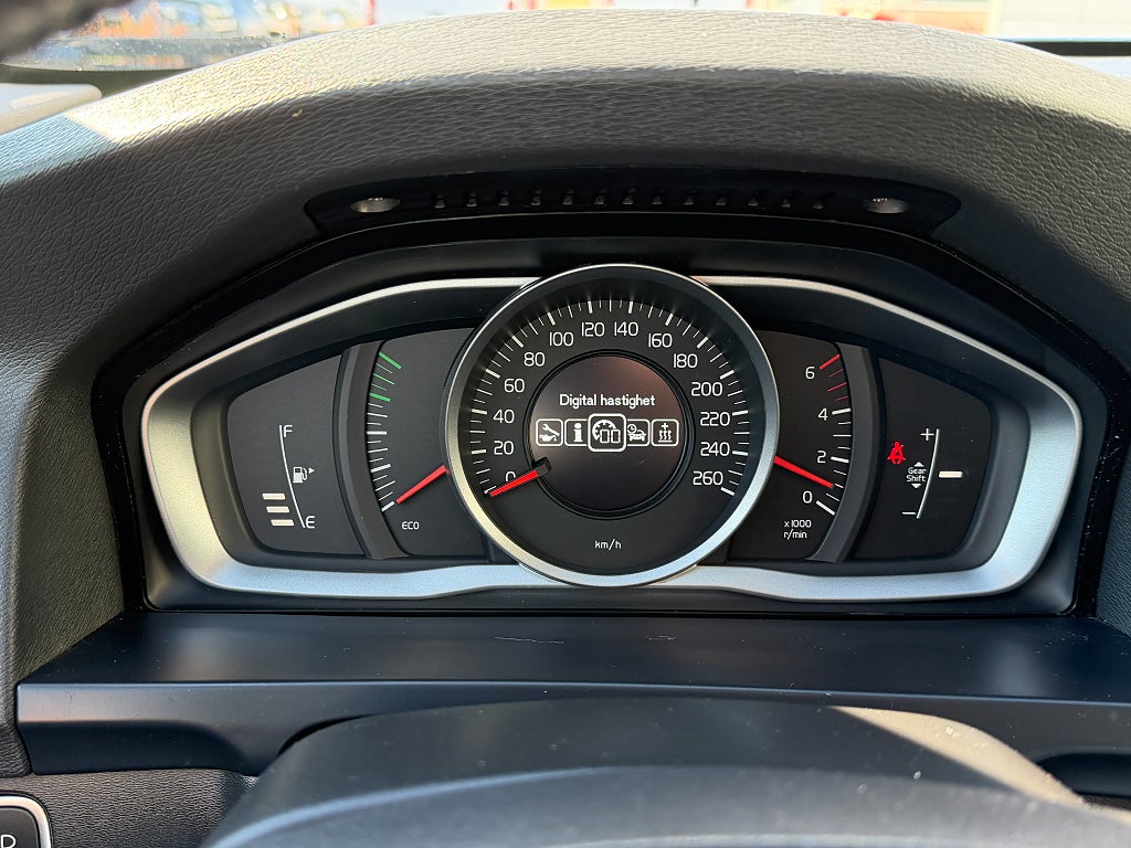 Volvo V60 D2 Manuell, 115hk