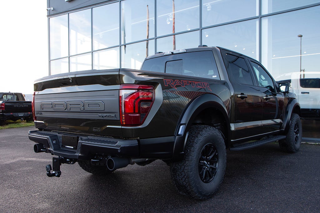 Ford F-150 NYA RAPTOR 2026 / FOX RACING SHOX / SNABB LEVERANS