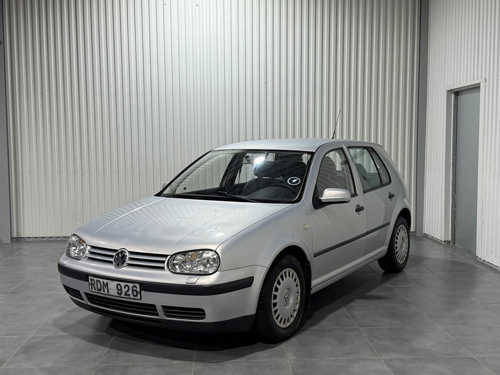 Volkswagen Golf 5-dörrar 1.6 Trendline
