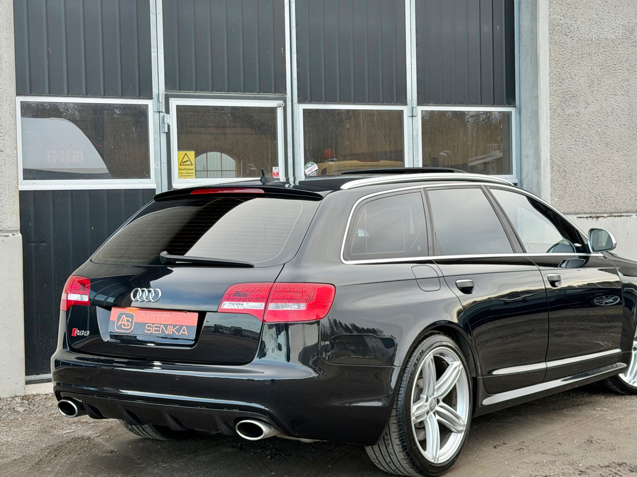 Audi RS6 2010, bild 6/48