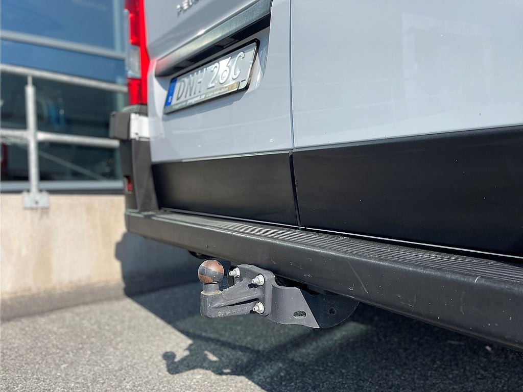 Bild på Peugeot Boxer PRO+ 2.2 BHDi 140hk L3H2 - DRAG,LÅGA MIL, B-KAMERA