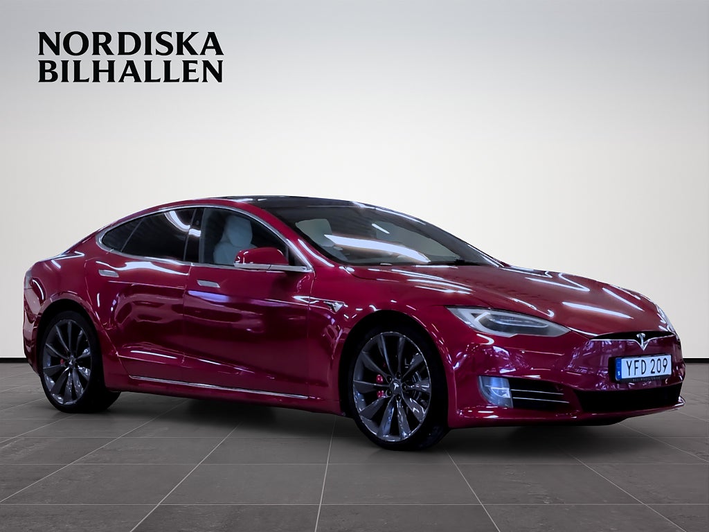 Tesla Model S P90D Panorama Kamera GPS 