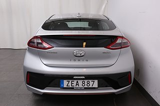 Halvkombi Hyundai IONIQ 7 av 24