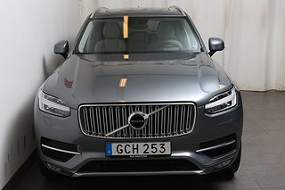 SUV Volvo XC90 4 av 30