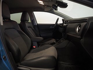 Halvkombi Toyota Auris 15 av 29