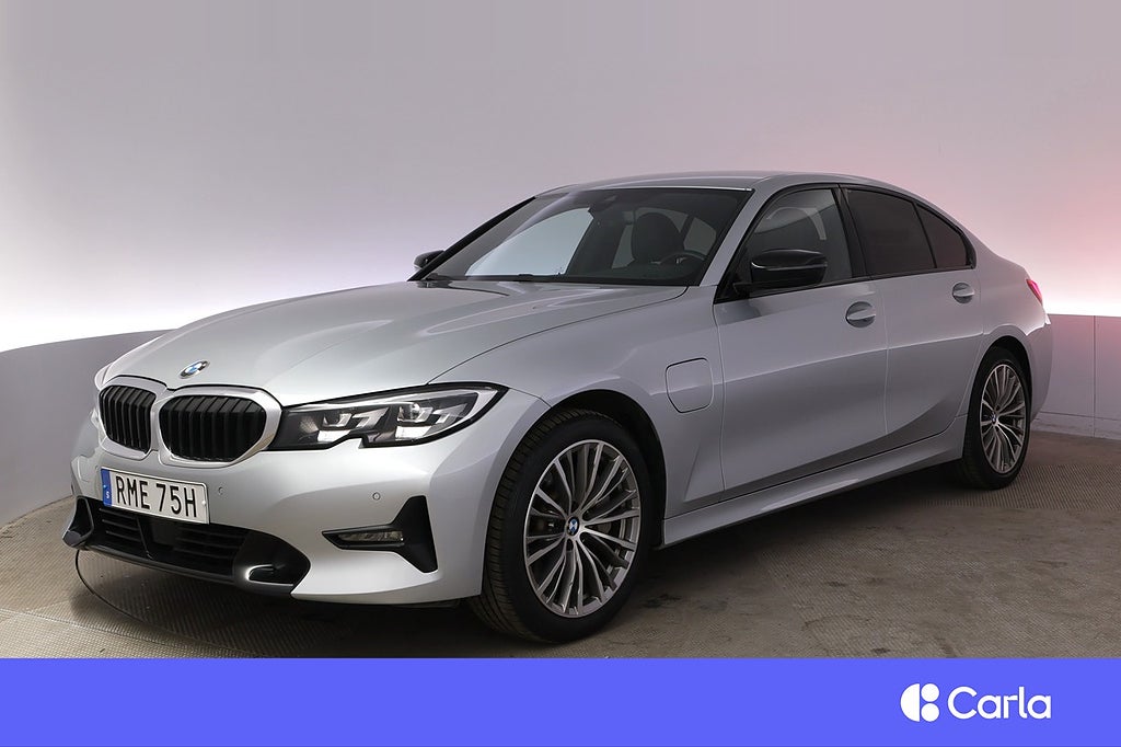 BMW 330e Sedan Sport Line PDC HK Adap.fart 18" Navi