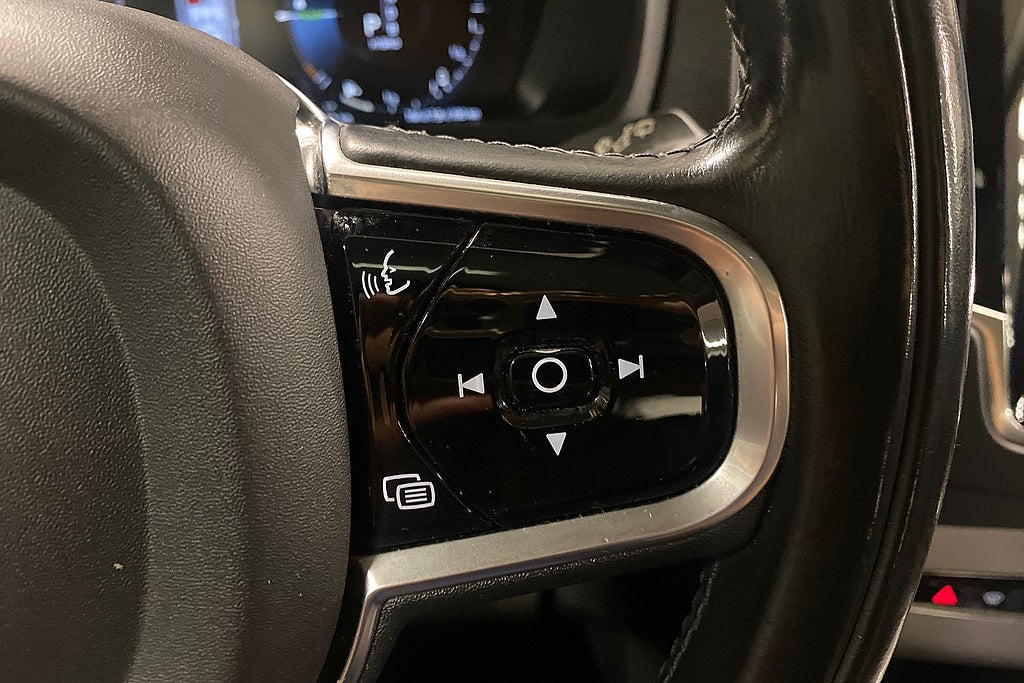 Volvo XC90 T8 AWD TwEn Inscr, Kamrem, 7-sits 407hk Pano 360°