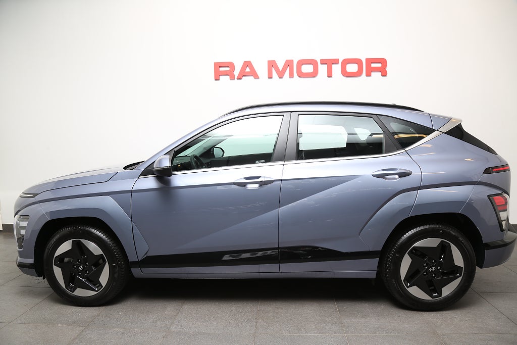 Hyundai Kona Electric Standard Range Essential 48,4 kWh | Moms