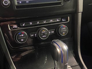 Halvkombi Volkswagen Golf 16 av 22