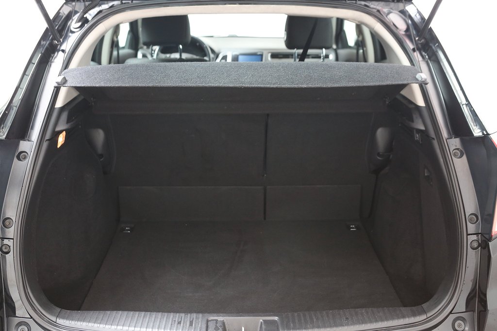 Honda HR-V 1,5 i-VTEC 131hk Elegance Aut P-sensorer 2017
