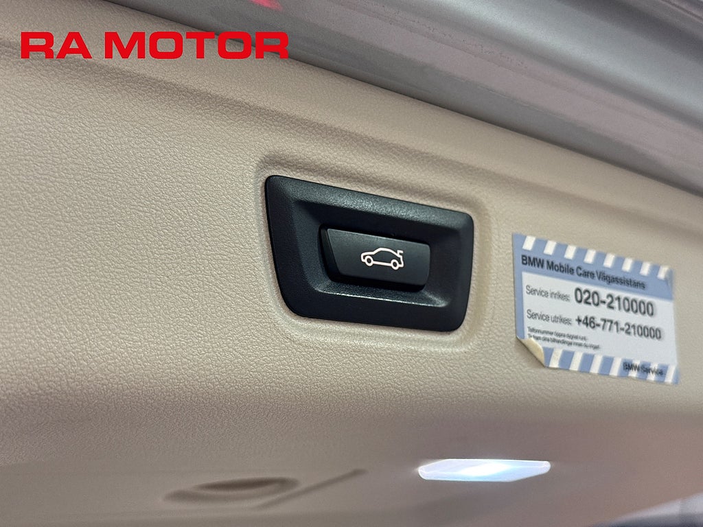 BMW 330e xDrive Touring | Sport Line | M-Ratt | P-sensorer | 2021