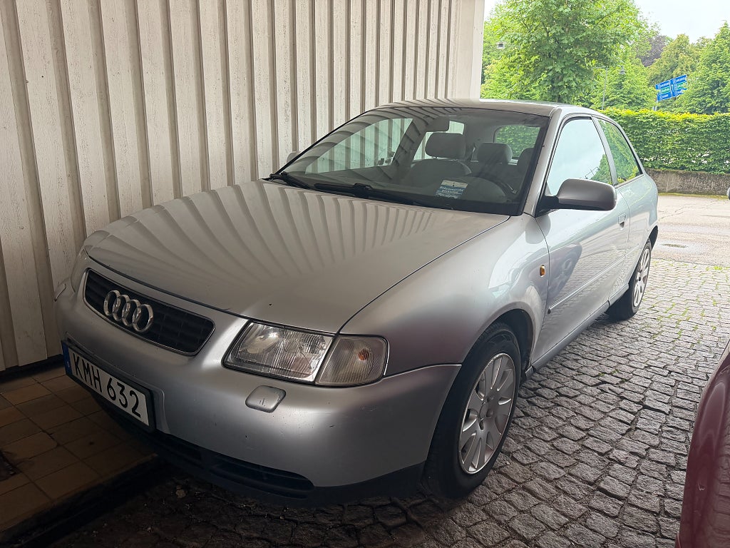 Audi A3 3-dörrar 1.8 20v