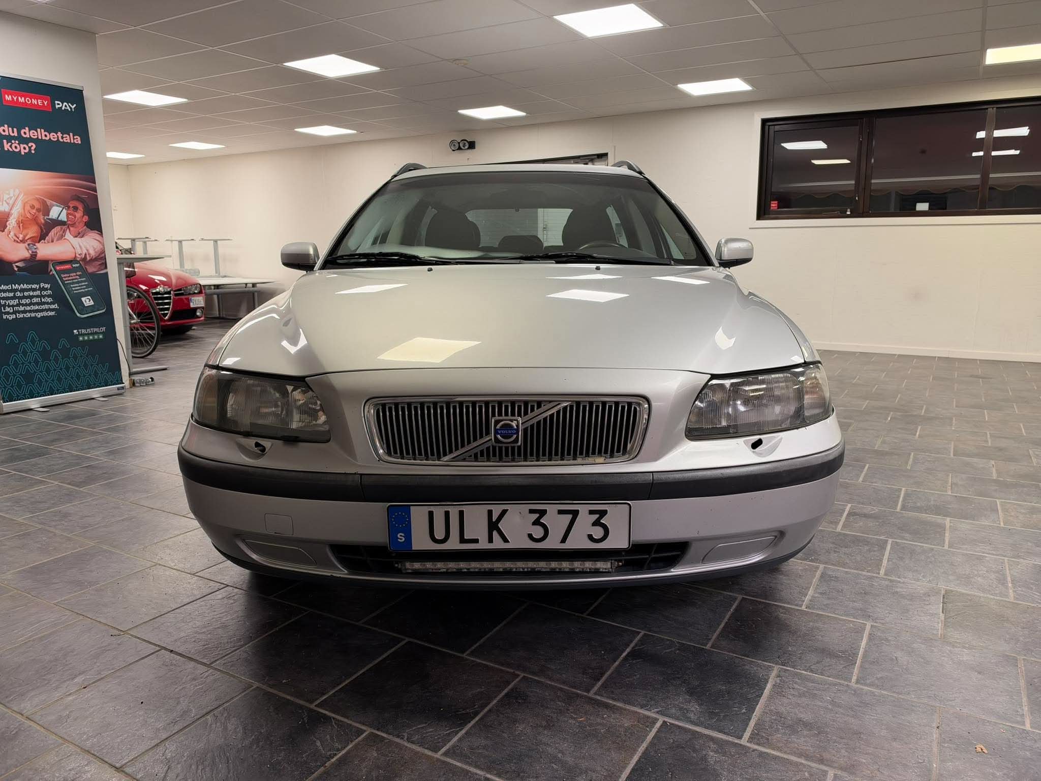 Volvo V70 2.4 2004, photo 5/10