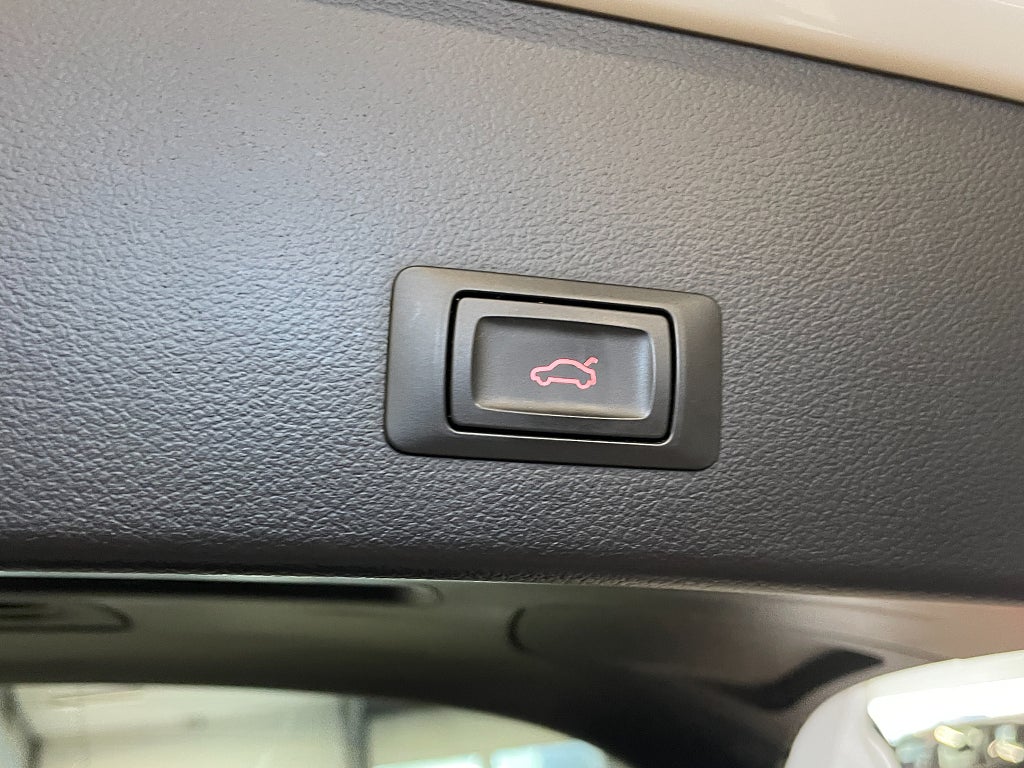 Audi A6 2018 - miniatyr 16