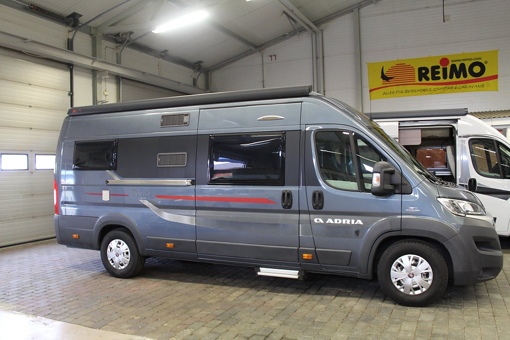 Adria Twin 640 SLX