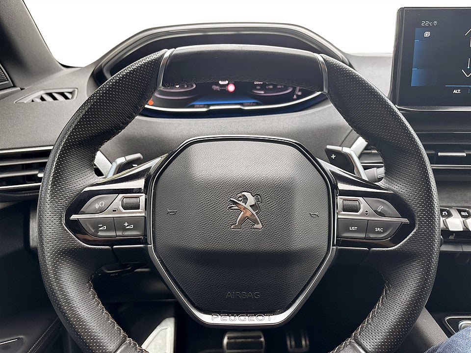 Bild på Peugeot 5008 GT 1.2 PT 130hk Aut 7-SITS B-KAMERA CARPLAY