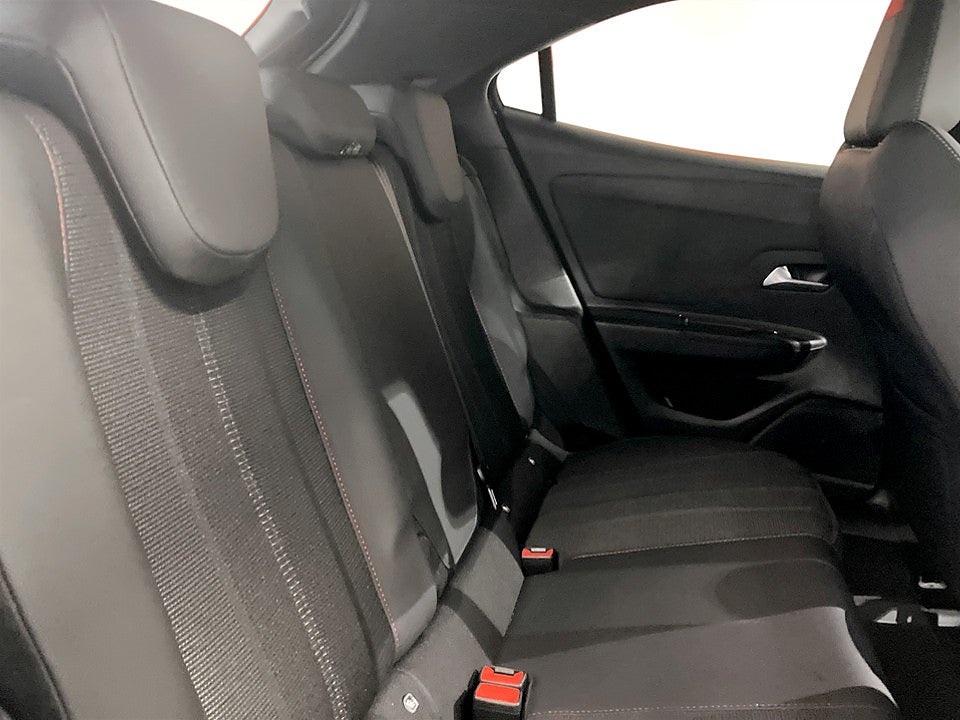 Bild på Opel Mokka-e GS 50kWh 136hk Aut B-KAMERA RATTVÄRME