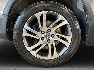 Volvo XC70 D4 AWD Aut Summum Drag Värmare Skinn Psens Fullserv S&V – bild 14