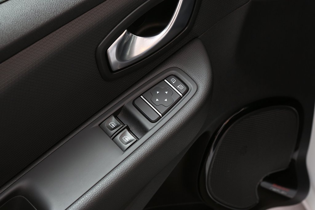 Renault Clio 0,9 TCe Energy 90hk Zen 5D Navigator 2019