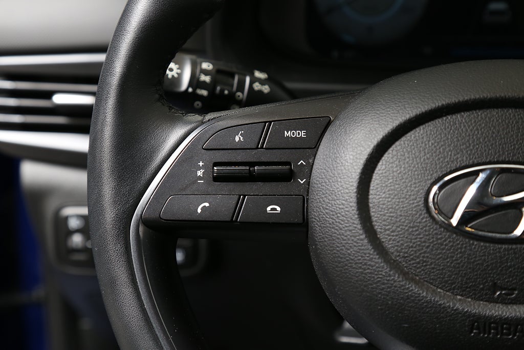 Hyundai i20 1,2 MPI 84hk Essential CarPlay I Kamera I Nybilsgaranti 2023