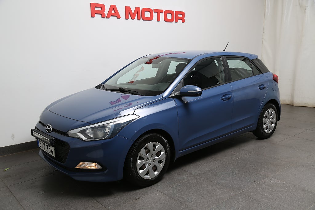 Hyundai i20 1,4 100hk Comfort Aut 5-dr Motorv Extraljusramp 2017