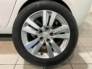 Peugeot 308 1.2 Active Farthållare Psens Låg skatt S/V-hjul