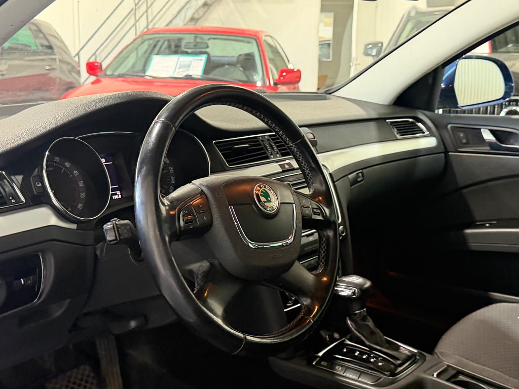 Skoda Superb Kombi 2.0 TDI Elegance Euro 5
