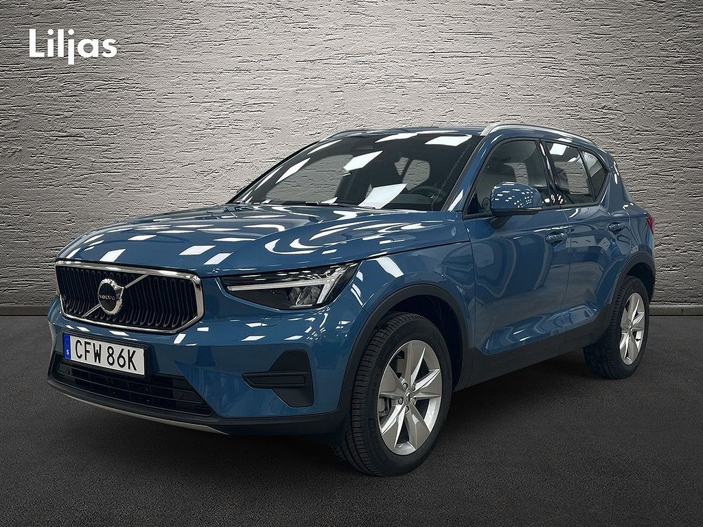 Volvo XC40 B3 FWD Bensin Core//Google maps// Apple Carplay//