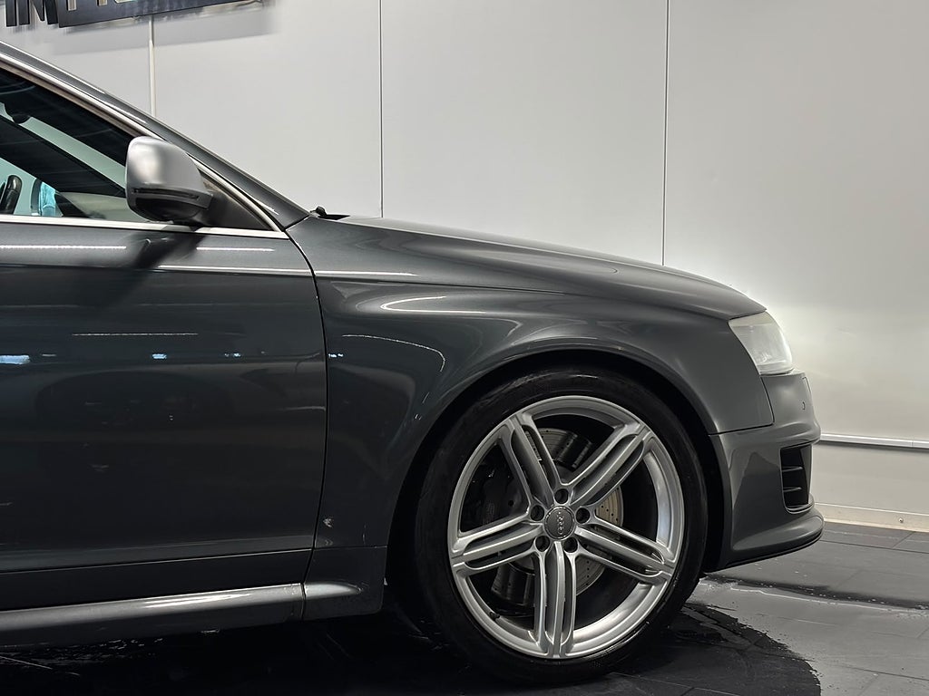 AUDI RS6 AVANT 5.0 V10 BITURBO QUATTRO 579ch - SONORISATION BOSE - FREINS CARBONE - CLIMATISATION - CAMÉRA DE RECUL