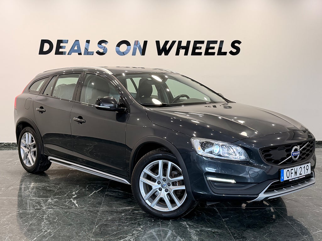 Volvo V60 Cross Country D3 Summum 150HK Euro 6 M-Värmare