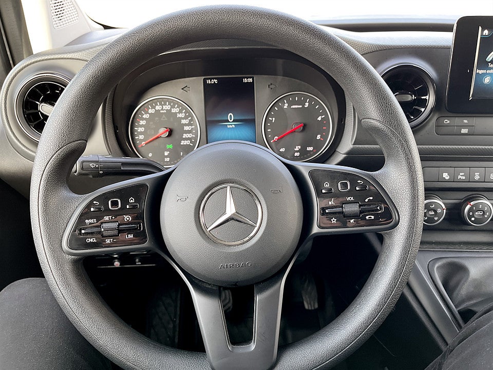 Bild på Mercedes-Benz Citan PRO 110 CDI 95hk VÄRMARE DRAG V-HJUL