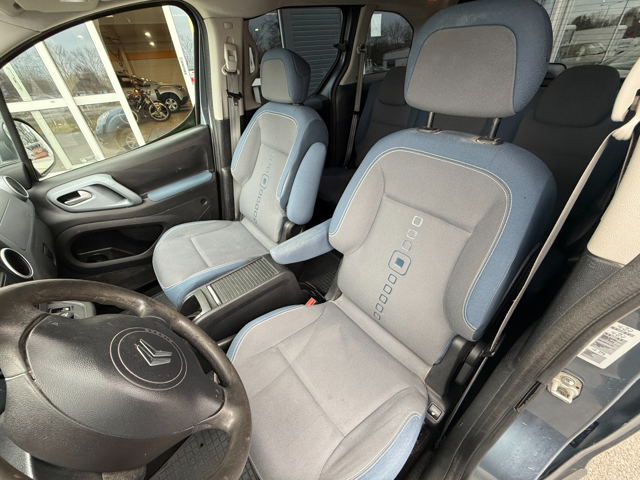 Citroen Berlingo 2011, bild 7/40